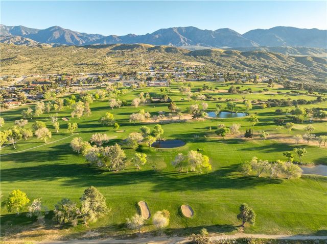 31817 Saint Anne Drive, Llano, CA 93544