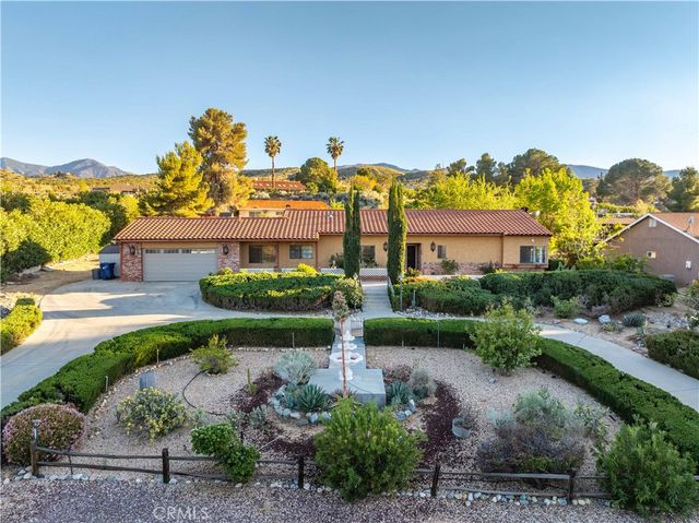 31817 Saint Anne Drive, Llano, CA 93544