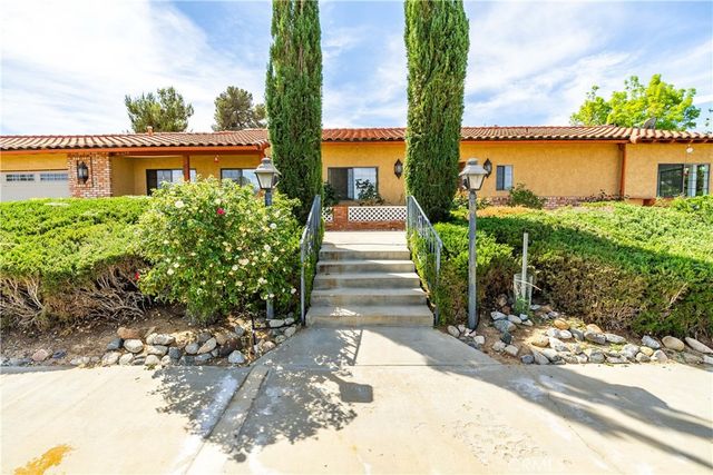 31817 Saint Anne Drive, Llano, CA 93544