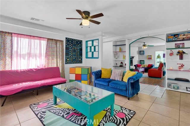 18492 Hinton Street, Hesperia, CA 92345