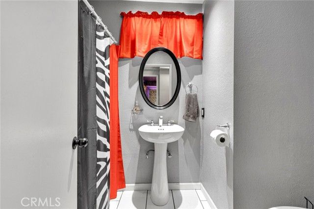 18492 Hinton Street, Hesperia, CA 92345