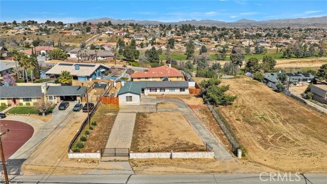 18492 Hinton Street, Hesperia, CA 92345
