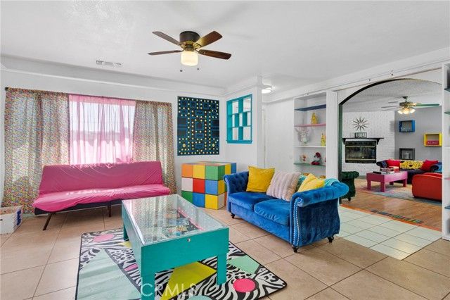 18492 Hinton Street, Hesperia, CA 92345