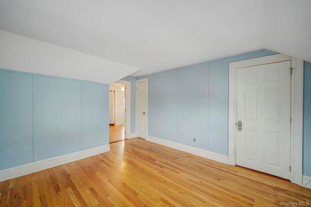 191 Smith Avenue, Islip, NY 11751