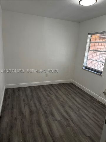 100 SW 18th Ct 2, Miami, FL 33135
