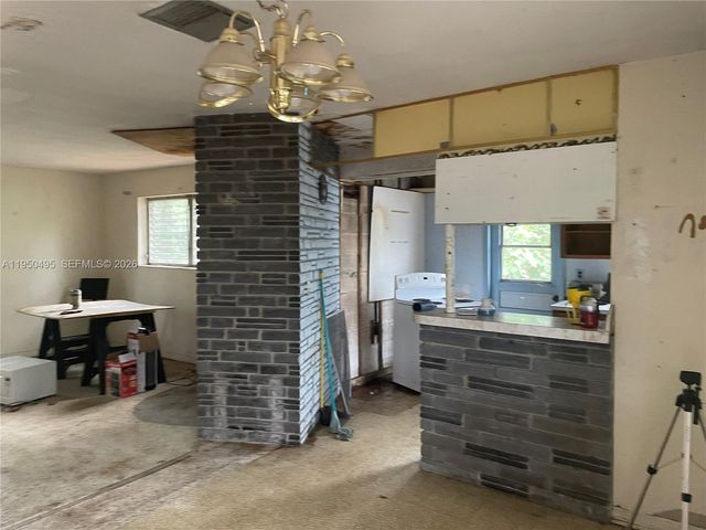 9660 Dominican Dr, Cutler Bay, FL 33189