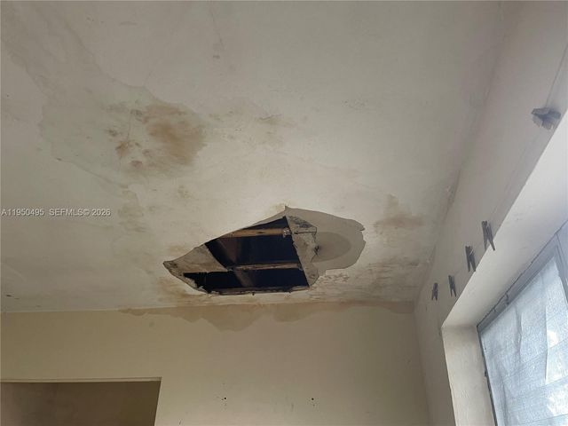 9660 Dominican Dr, Cutler Bay, FL 33189