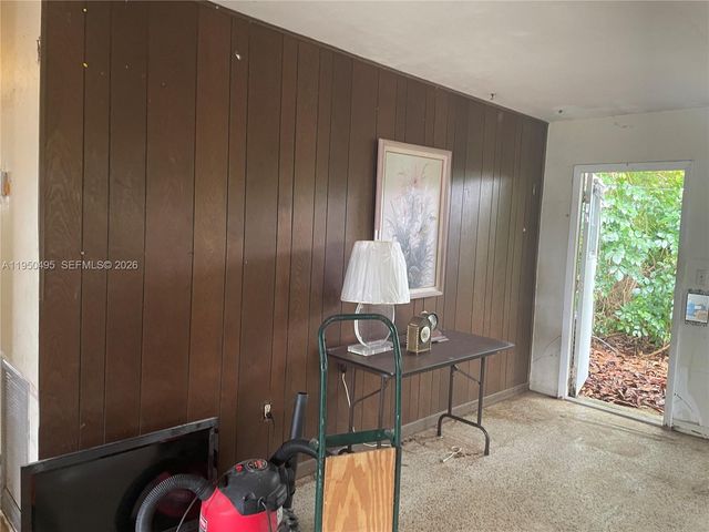 9660 Dominican Dr, Cutler Bay, FL 33189