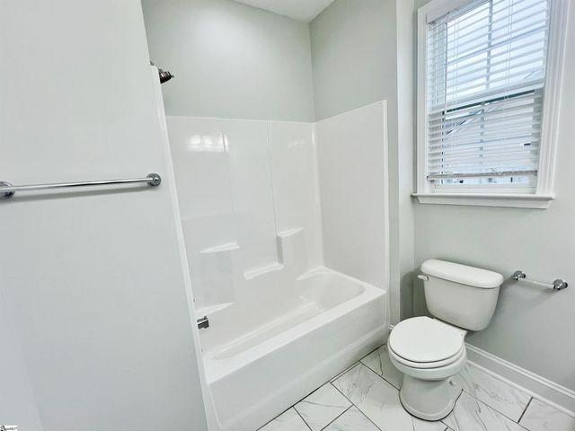 818 Orchard Valley Lane, Boiling Springs, SC 29316