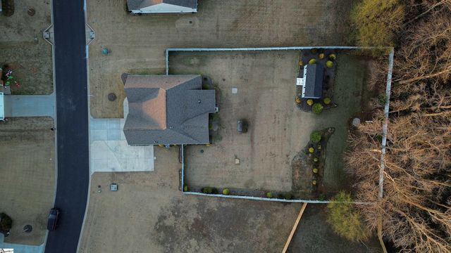 818 Orchard Valley Lane, Boiling Springs, SC 29316