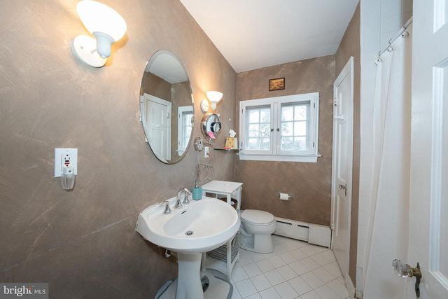 2919 MORRIS RD, Ardmore, PA 19003