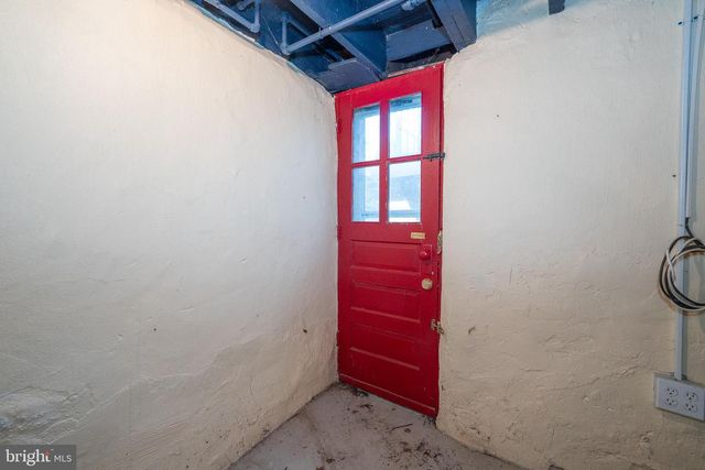 2919 MORRIS RD, Ardmore, PA 19003