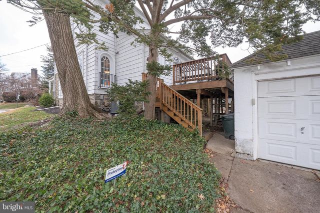 2919 MORRIS RD, Ardmore, PA 19003