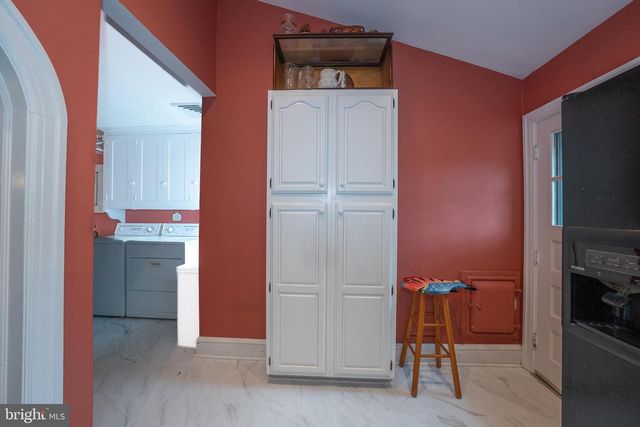 2919 MORRIS RD, Ardmore, PA 19003