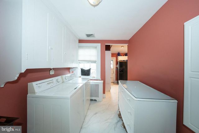 2919 MORRIS RD, Ardmore, PA 19003