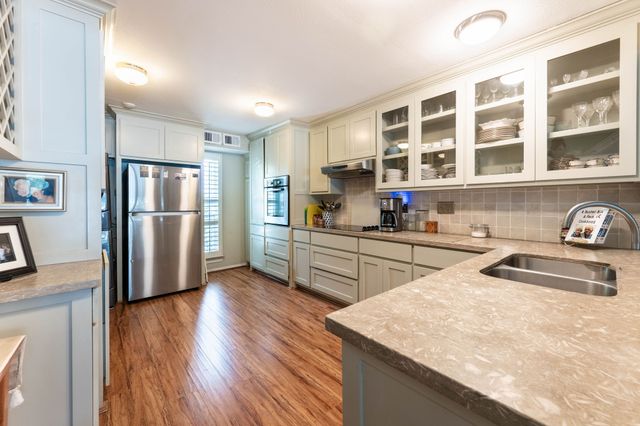 300 Rush Creek Drive C4, Heath, TX 75032
