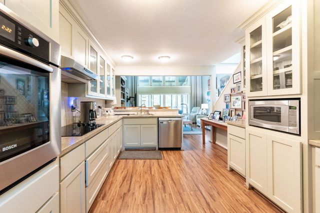300 Rush Creek Drive C4, Heath, TX 75032