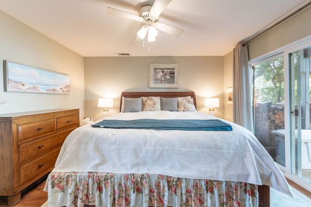 300 Rush Creek Drive C4, Heath, TX 75032