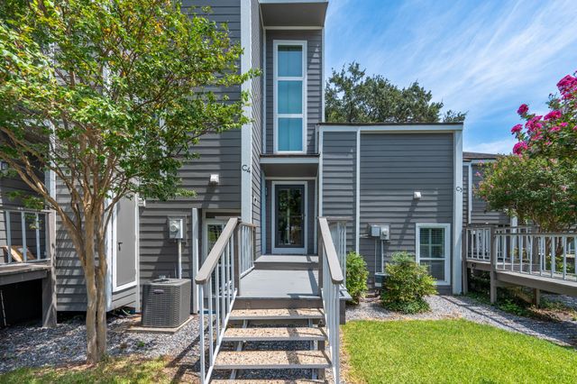 300 Rush Creek Drive C4, Heath, TX 75032
