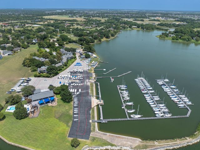 300 Rush Creek Drive C4, Heath, TX 75032
