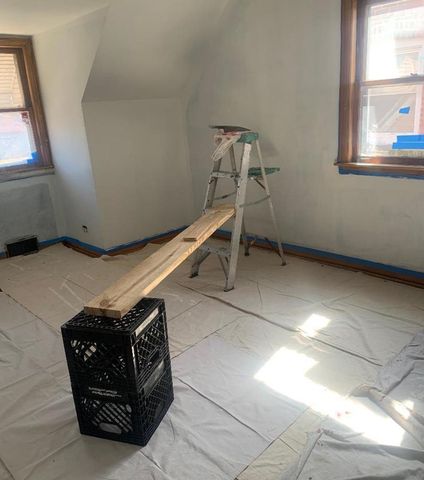 1638 S Central Avenue, Cicero, IL 60804