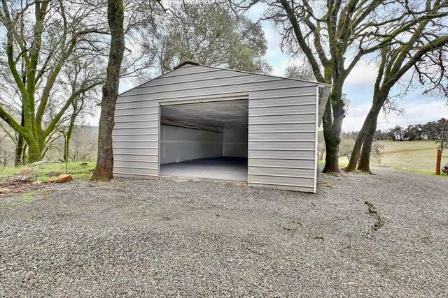 790 Los Verjeles Rd, Bangor, CA 95901