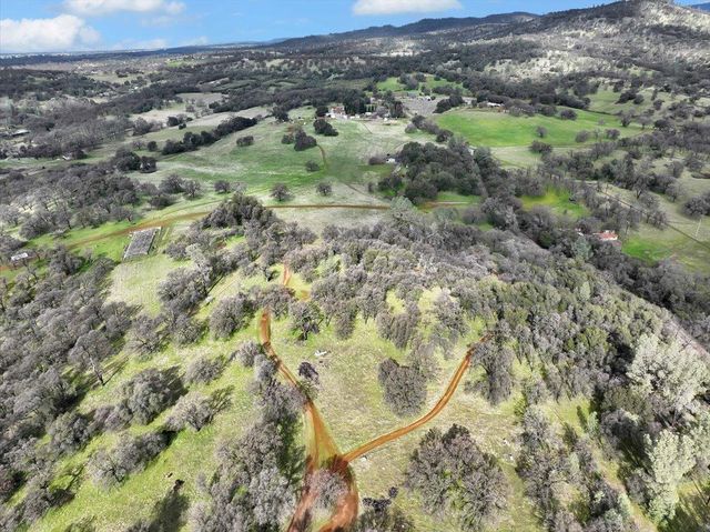 790 Los Verjeles Rd, Bangor, CA 95901