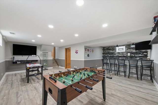 5446 S Rutherford Avenue, Chicago, IL 60638