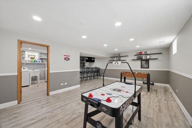 5446 S Rutherford Avenue, Chicago, IL 60638