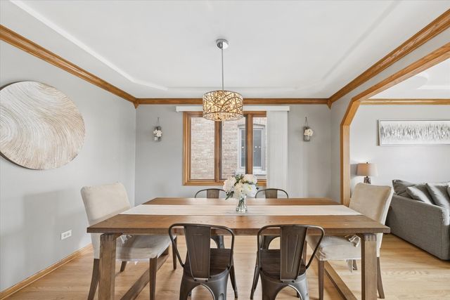 5446 S Rutherford Avenue, Chicago, IL 60638