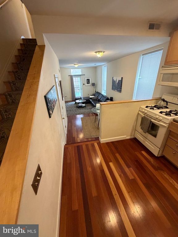 2017-19 FAIRMOUNT AVE, PHILADELPHIA, PA 19130 — photo 3
