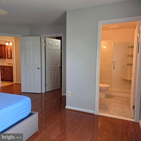 8 TREADWAY CT, Nottingham, MD 21236