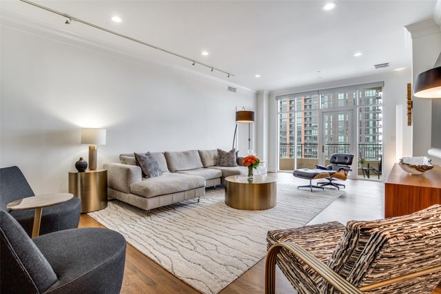 2828 Hood Street 901, Dallas, TX 75219