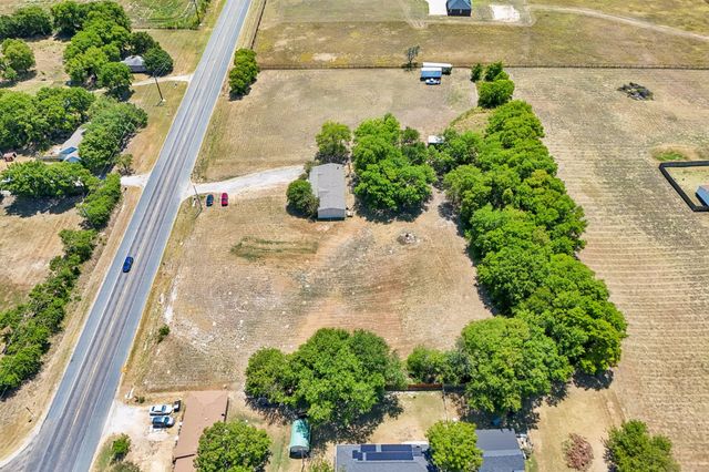 5433 State Highway 160, Whitewright, TX 75491