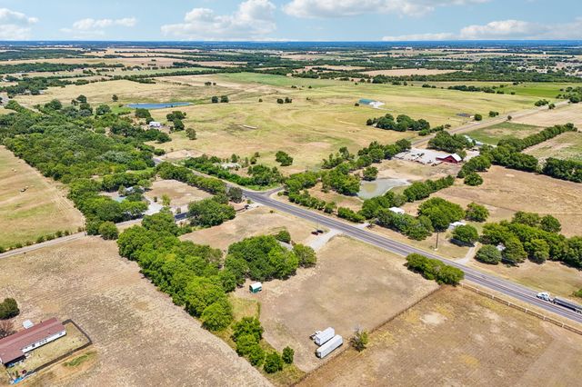 5433 State Highway 160, Whitewright, TX 75491