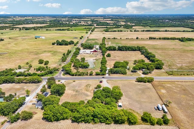 5433 State Highway 160, Whitewright, TX 75491