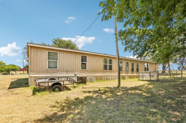 5433 State Highway 160, Whitewright, TX 75491