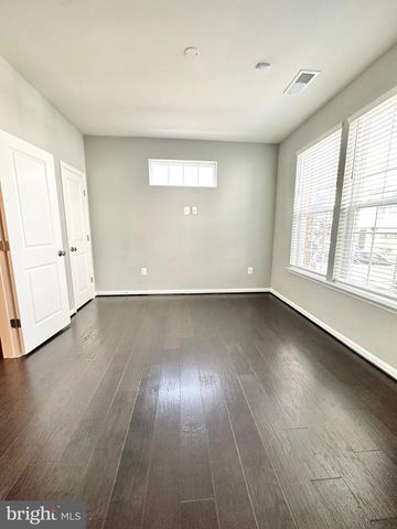 395 BUCKEYE CIR, La Plata, MD 20646