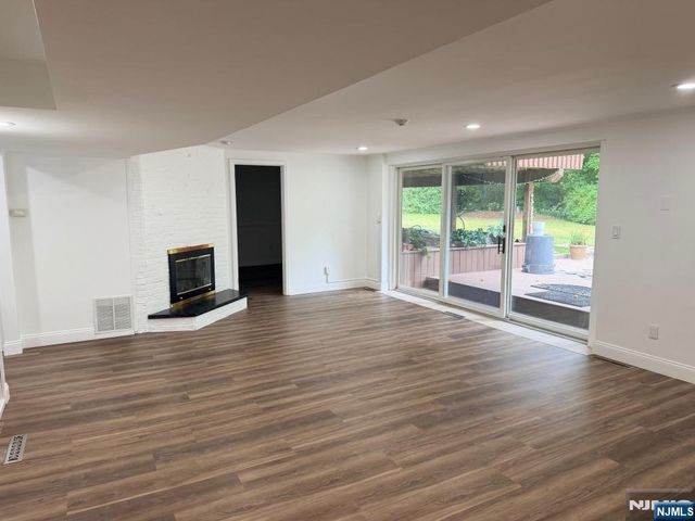 12 Heatherhill Lane, Woodcliff Lake, NJ 07677