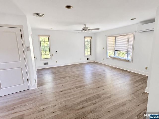 12 Heatherhill Lane, Woodcliff Lake, NJ 07677