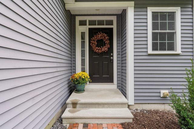 106 Dudley Rd 106, Berlin, MA 01503