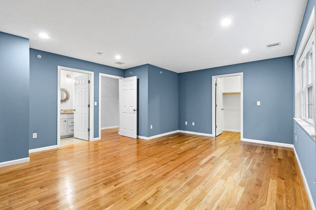106 Dudley Rd 106, Berlin, MA 01503