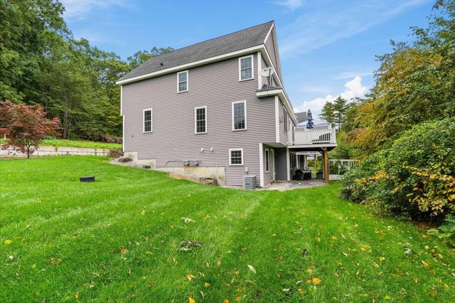 106 Dudley Rd 106, Berlin, MA 01503