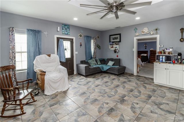 24724 N Iowa Road, Edinburg, TX 78541