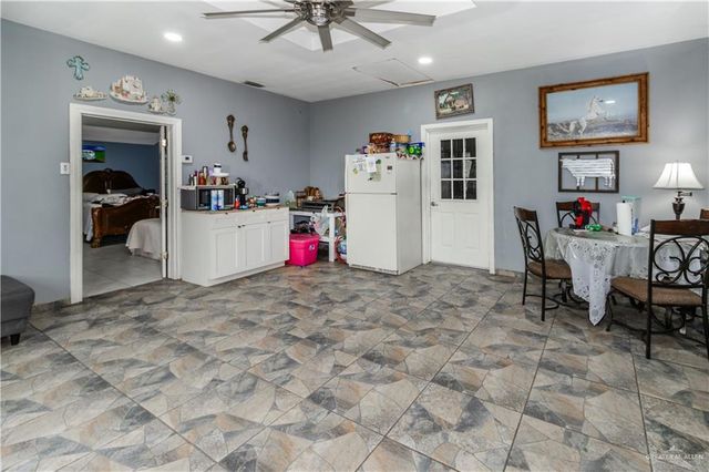 24724 N Iowa Road, Edinburg, TX 78541