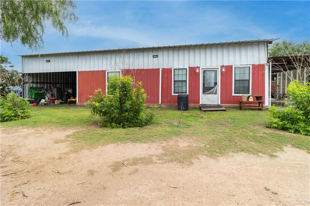 24724 N Iowa Road, Edinburg, TX 78541
