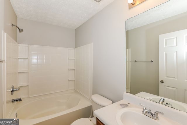 11418 Ashefield Lane, Hampton, GA 30228