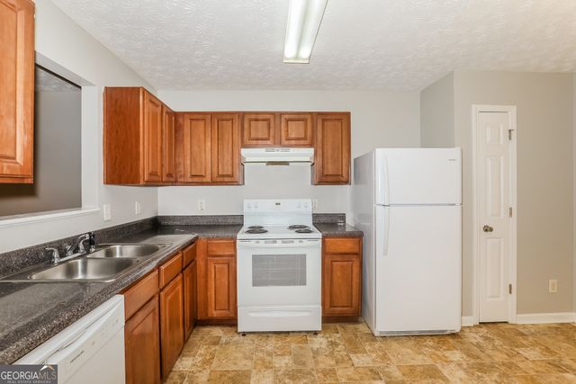 11418 Ashefield Lane, Hampton, GA 30228
