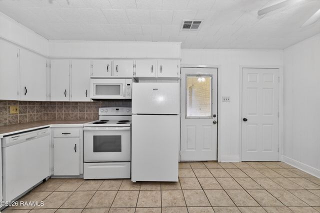 199 Veterans Drive, Carencro, LA 70520