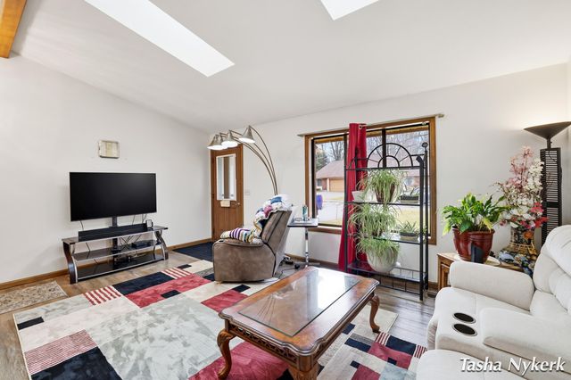 461 Cherry Lane, Holland Twp, MI 49424